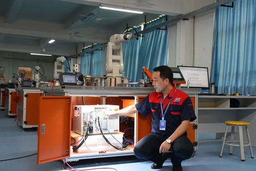 创新培训 服务企业丨宝山技工全面启动企业适岗培训工作，赋能数字化人才发展